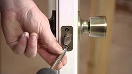 Keystone Locksmith Shop San Antonio, TX 210-780-7304 - changing-locks
